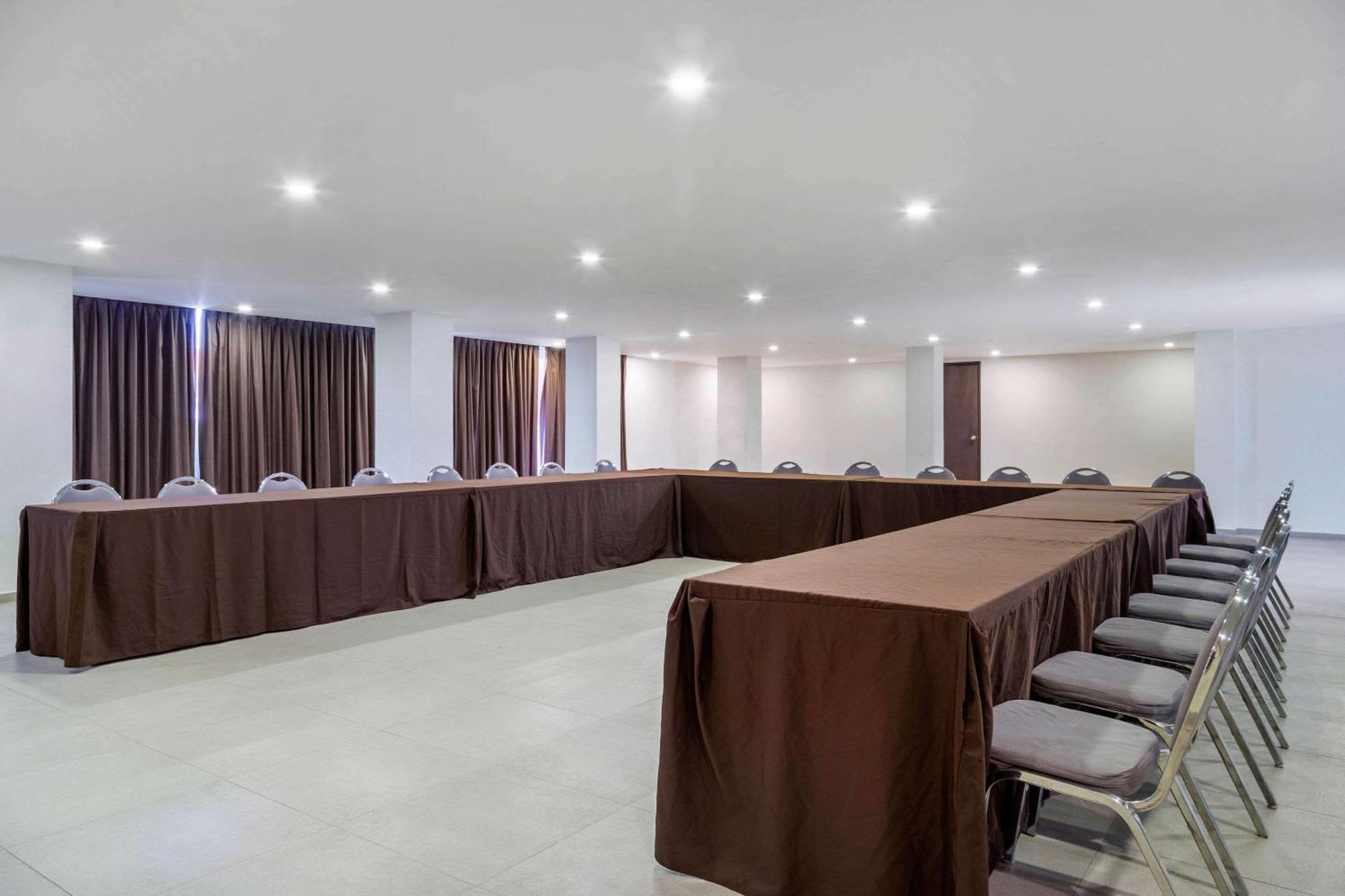 Comfort Inn San Luis Potosí Esterno foto