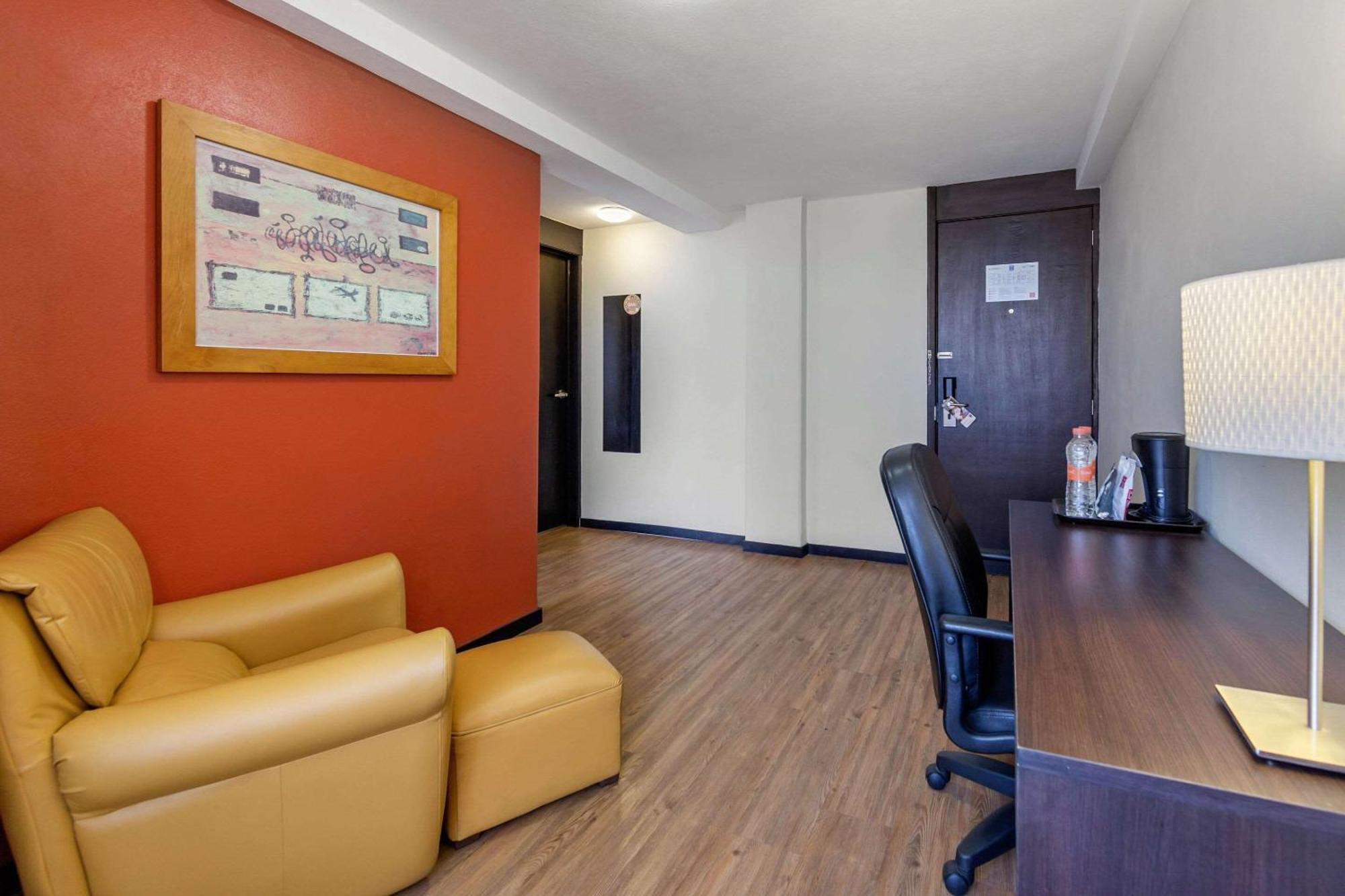 Comfort Inn San Luis Potosí Esterno foto